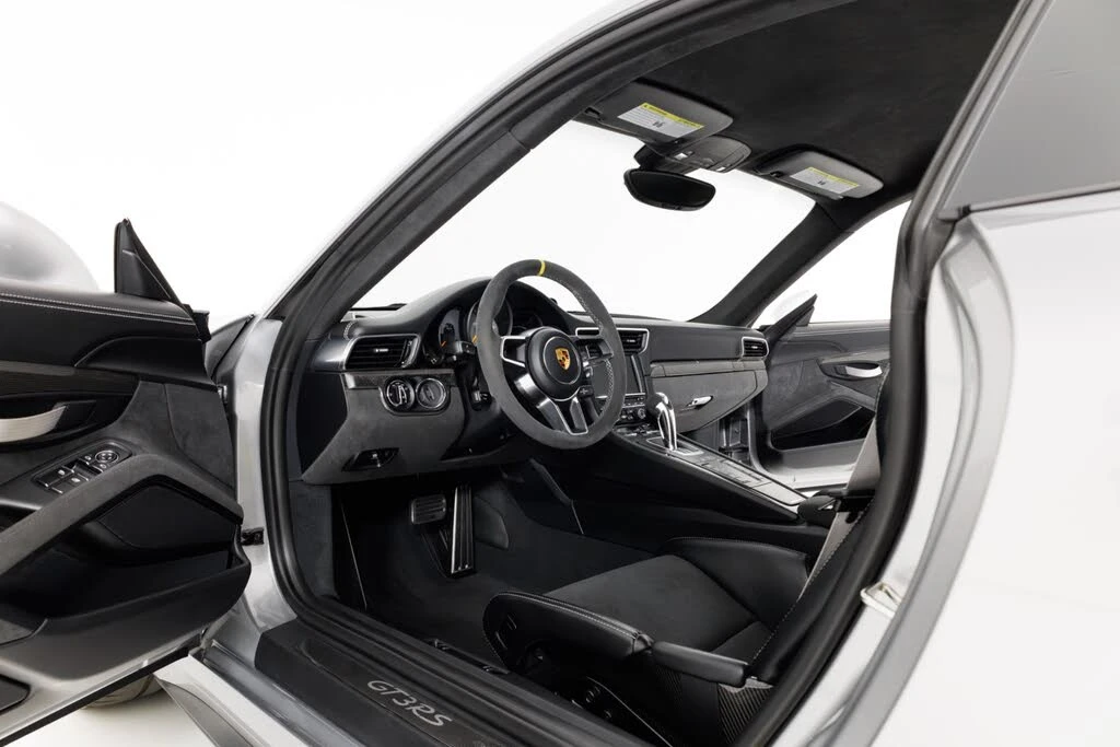 2016 Porsche 991 R - Image 14 of 31