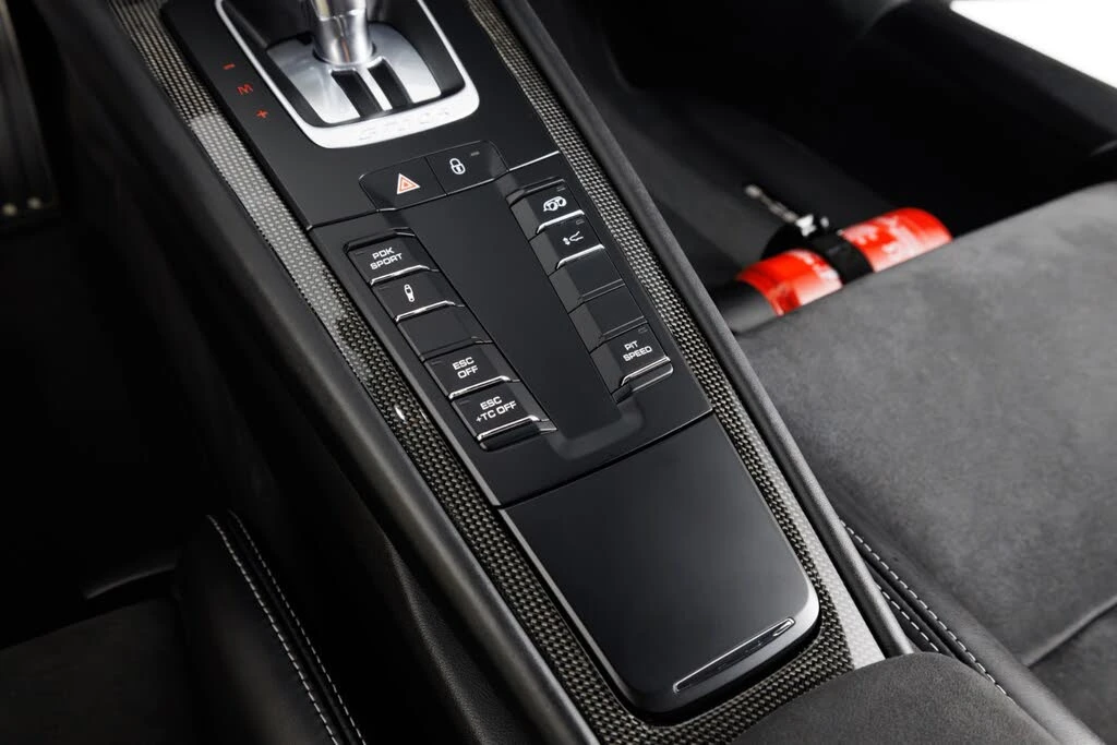 2016 Porsche 991 R - Image 24 of 31