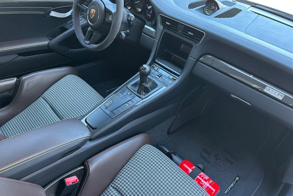 2016 Porsche 991 R - Image 16 of 31