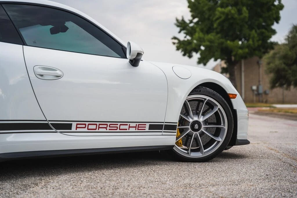 2016 Porsche 991 R - Image 26 of 31