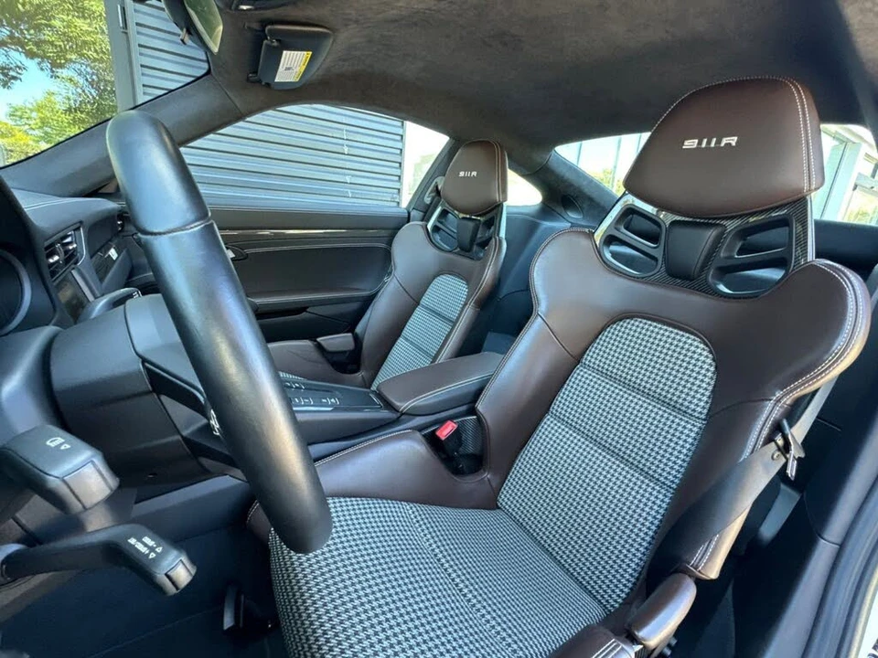 2016 Porsche 991 R - Image 5 of 31