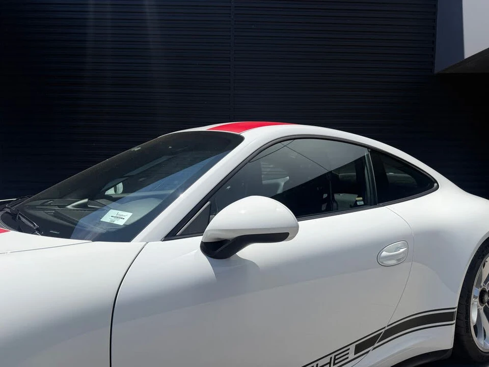 2016 Porsche 991 R - Image 8 of 31