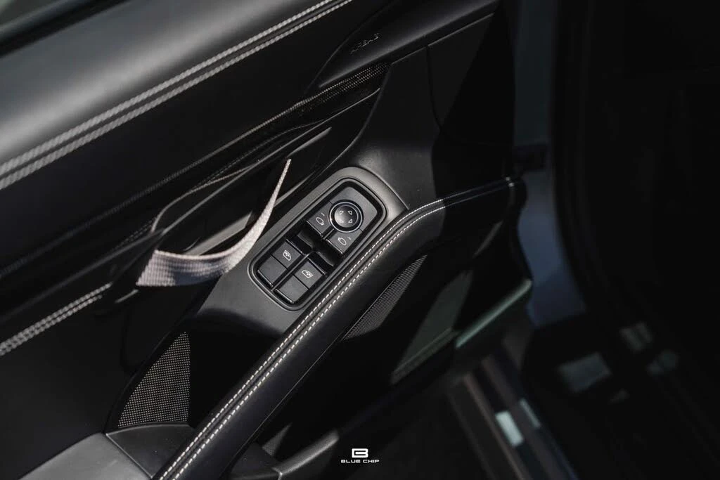 2016 Porsche 991 R - Image 28 of 31