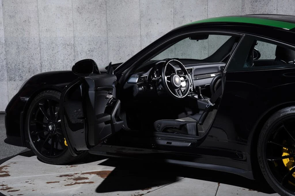 2016 Porsche 991 R - Image 15 of 31