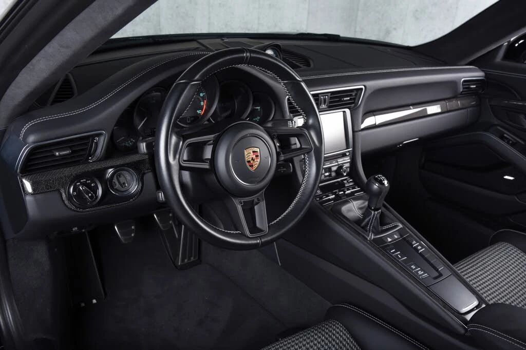 2016 Porsche 991 R - Image 4 of 31