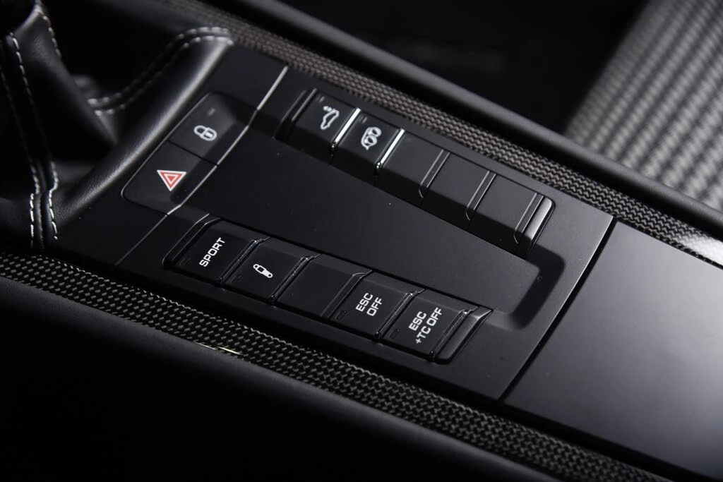 2016 Porsche 991 R - Image 26 of 31