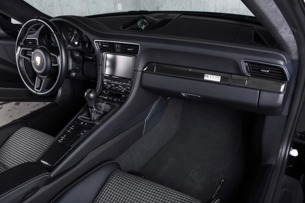 2016 Porsche 991 R - Image 16 of 31
