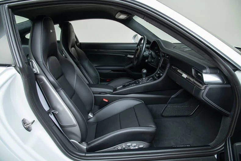2016 Porsche 991 R - Image 25 of 31