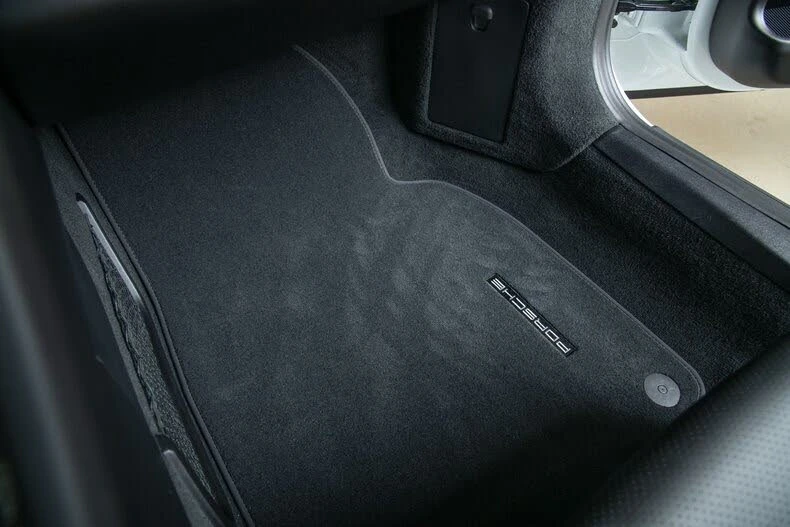 2016 Porsche 991 R - Image 29 of 31