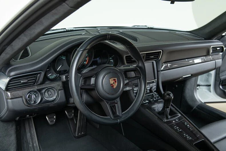 2016 Porsche 991 R - Image 18 of 31