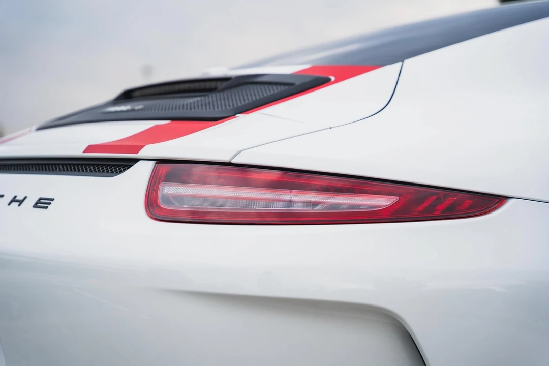2016 Porsche 991 R - Image 24 of 31