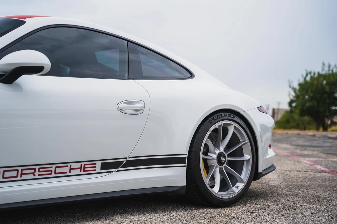 2016 Porsche 991 R - Image 5 of 31