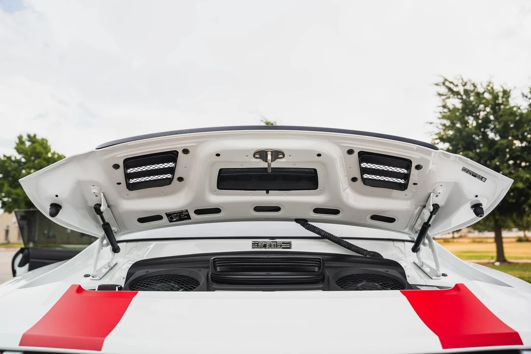 2016 Porsche 991 R - Image 30 of 31