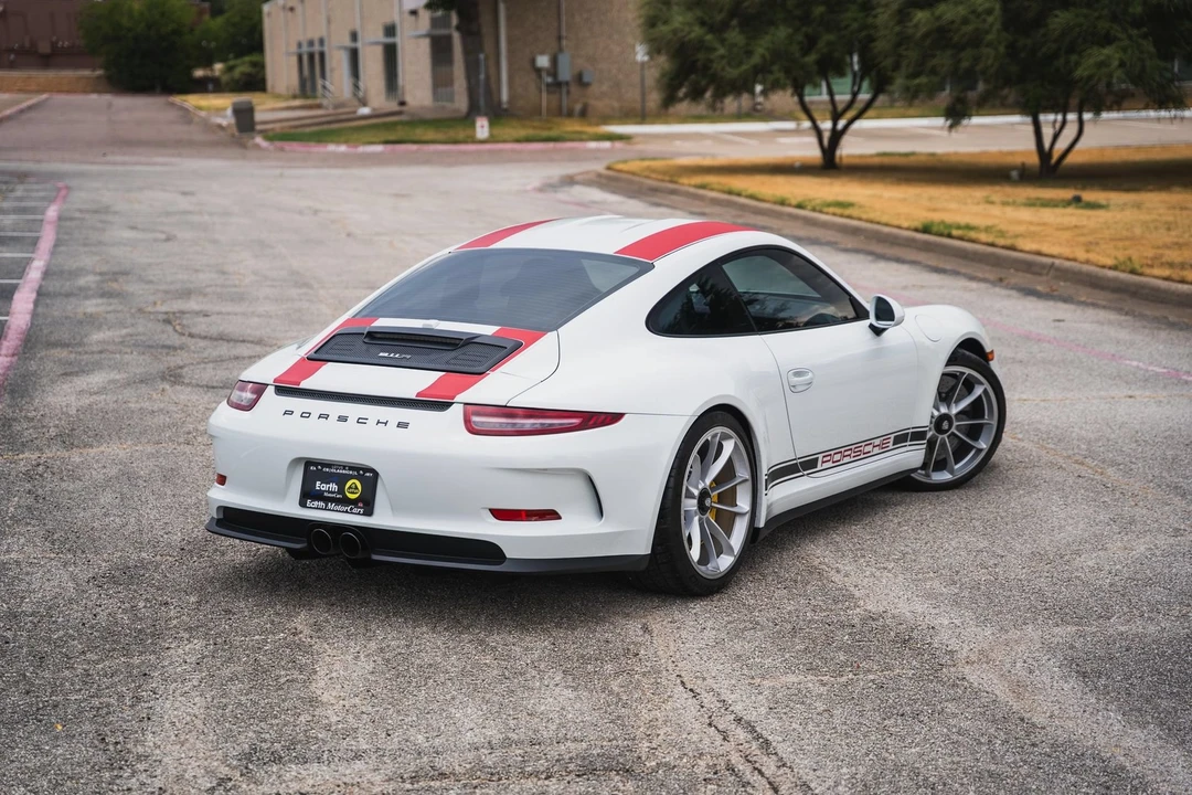 2016 Porsche 991 R - Image 25 of 31