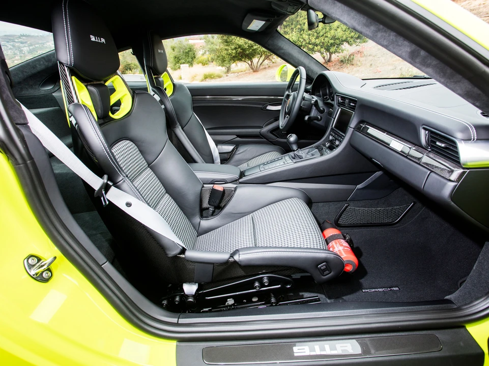 2016 Porsche 991 R - Image 21 of 31