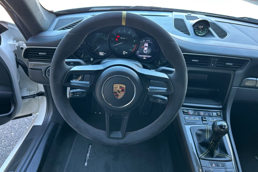 2016 Porsche 991 R - Image 15 of 31