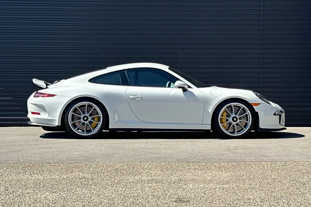 2016 Porsche 991 R - Image 9 of 31