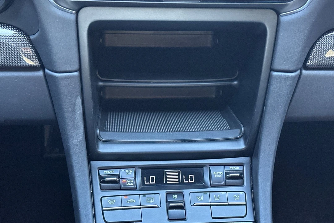 2016 Porsche - Image 21 of 31