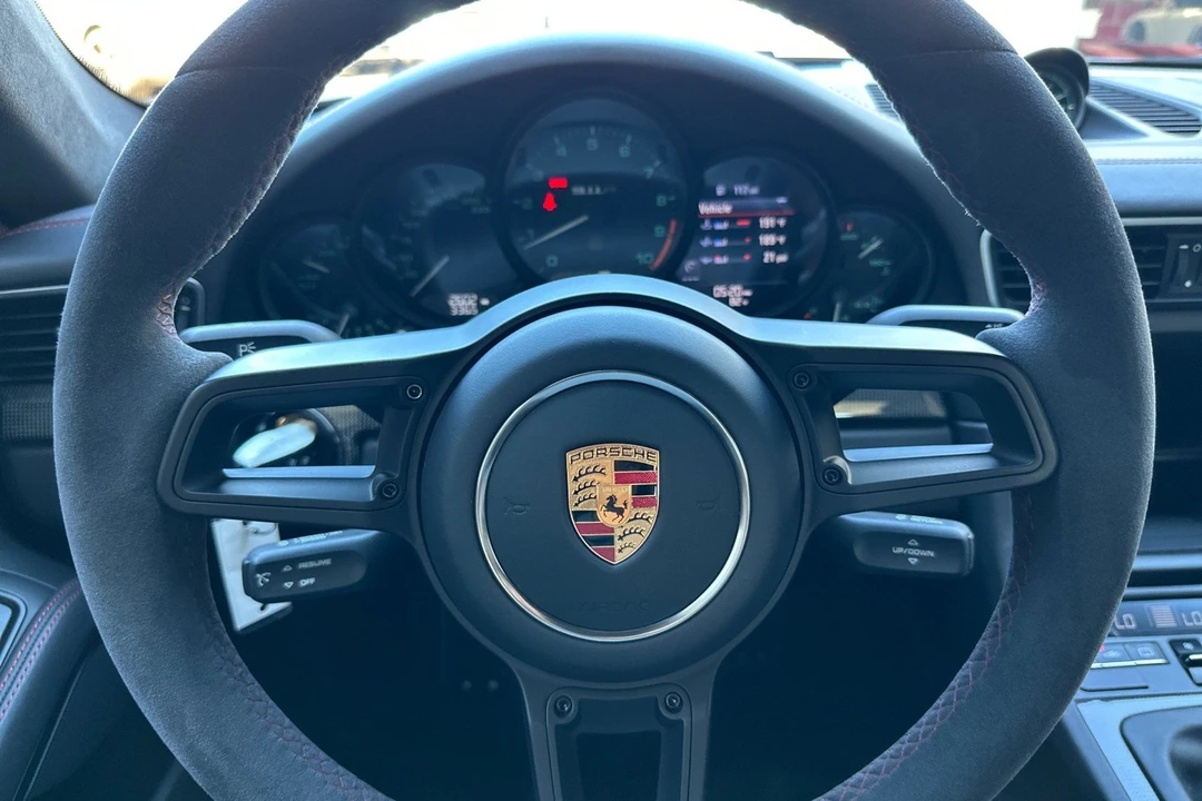 2016 Porsche 991 R - Image 25 of 31