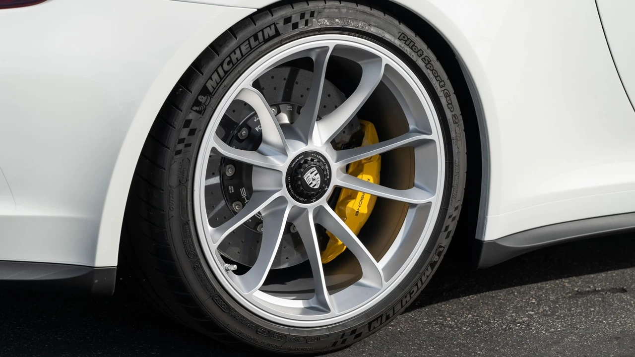 2016 Porsche 991 R - Image 26 of 31