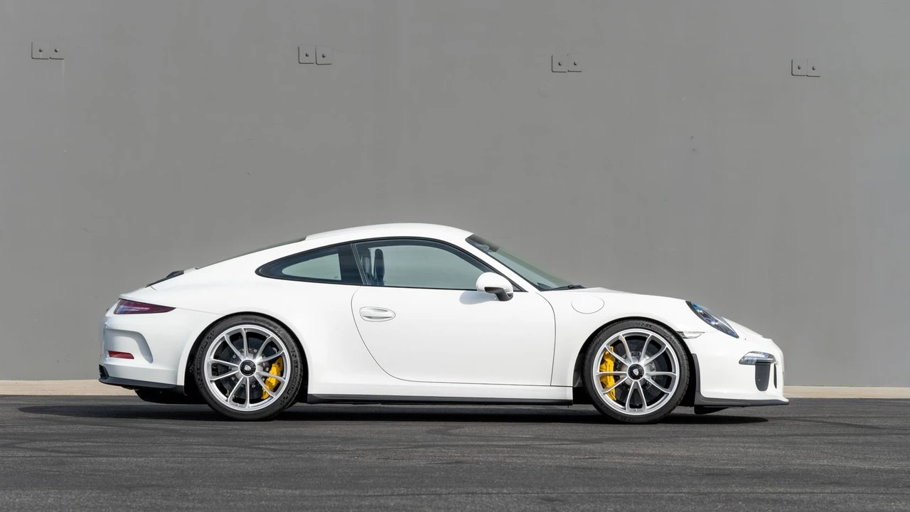 2016 Porsche 991 R - Image 4 of 31