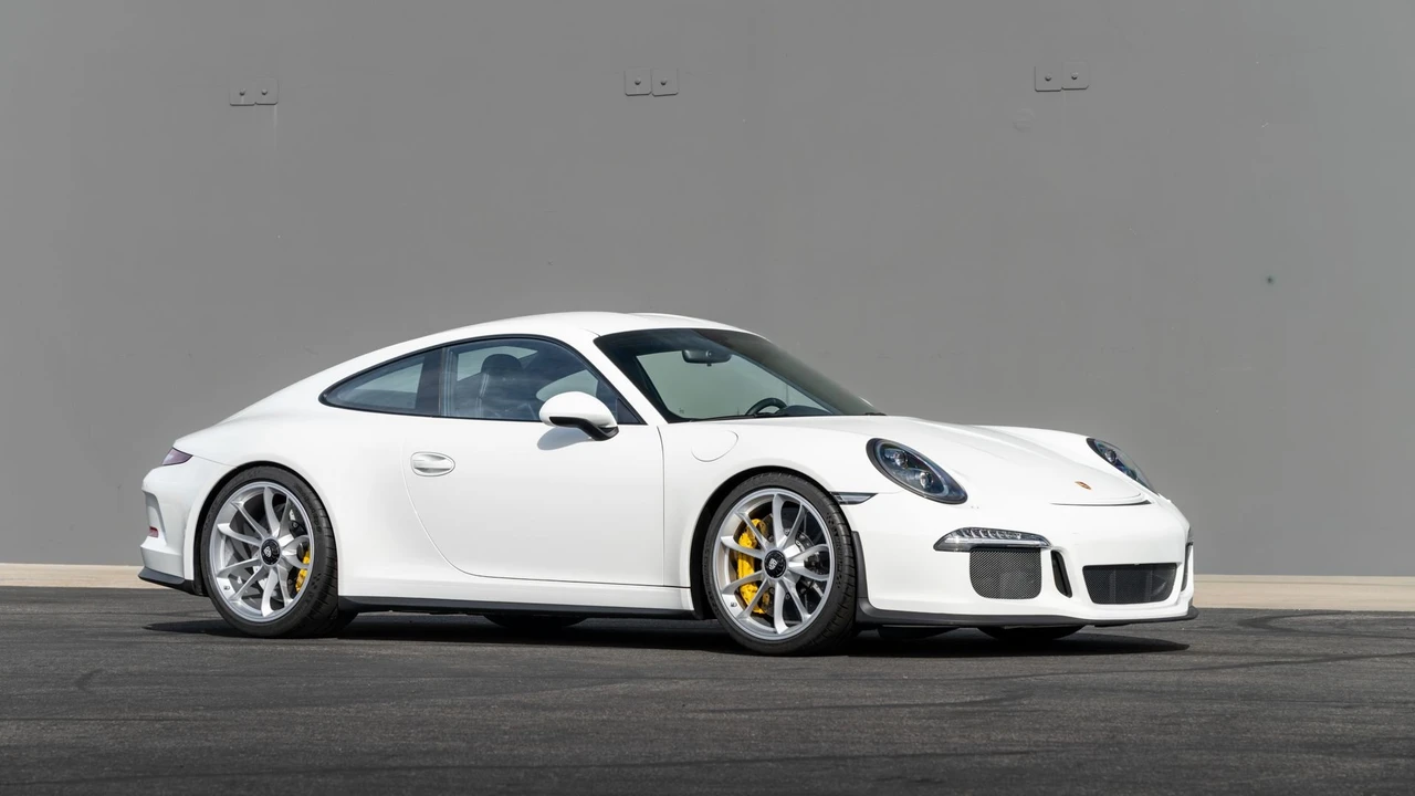 2016 Porsche 991 R - Image 11 of 31