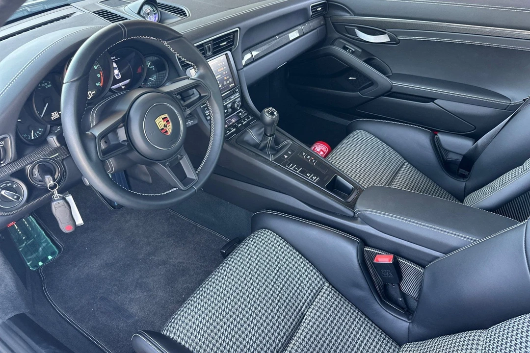 2016 Porsche 991 R - Image 4 of 31