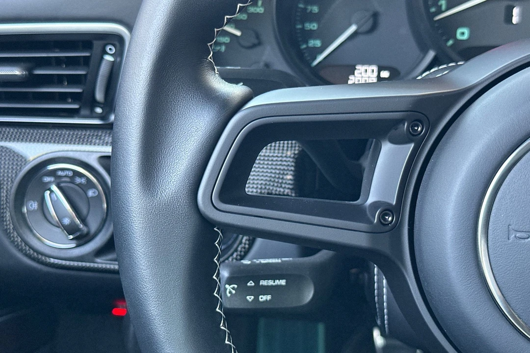 2016 Porsche 991 R - Image 27 of 31