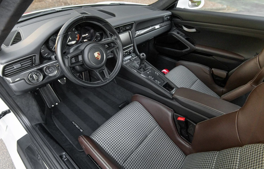 2016 Porsche 991 R - Image 7 of 12