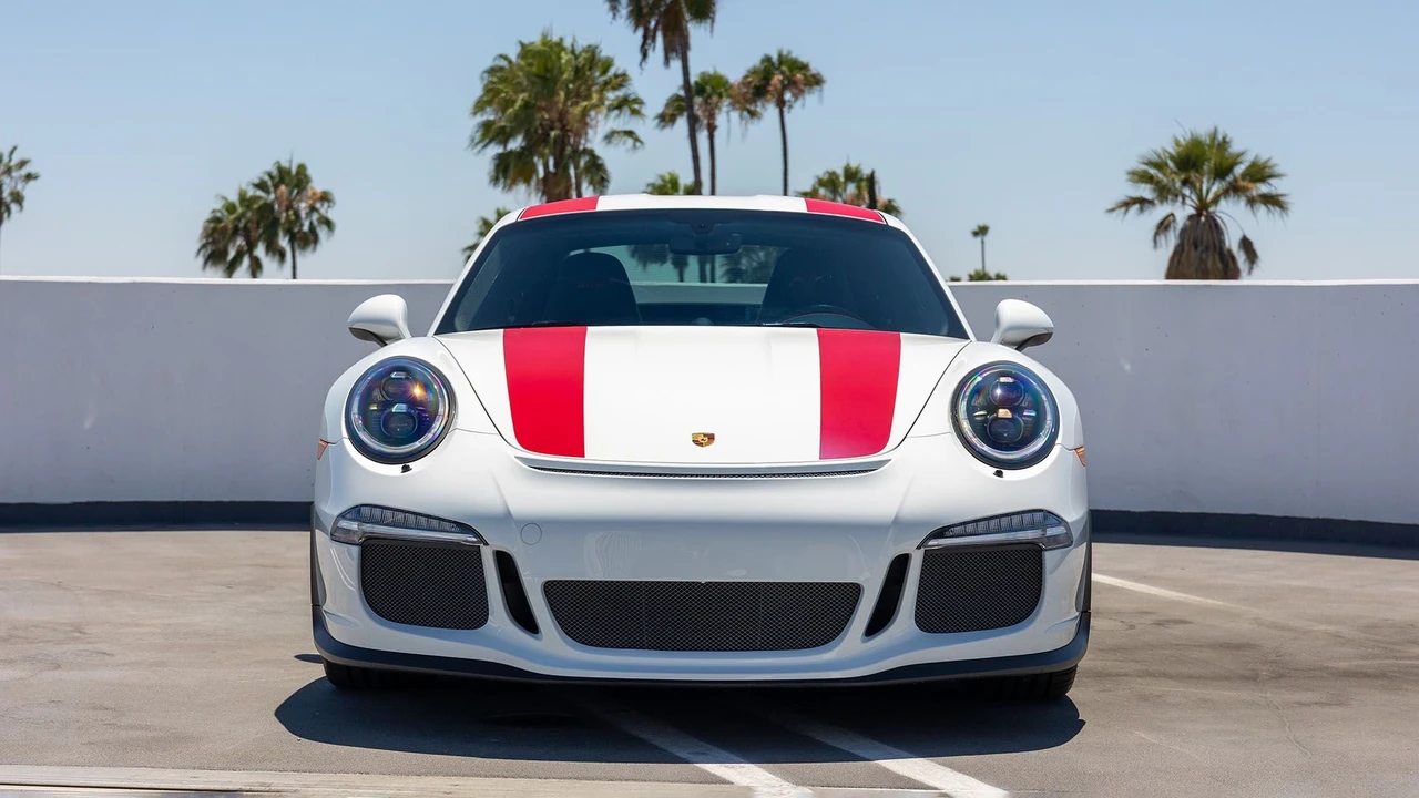 2016 Porsche 991 R - Image 13 of 31