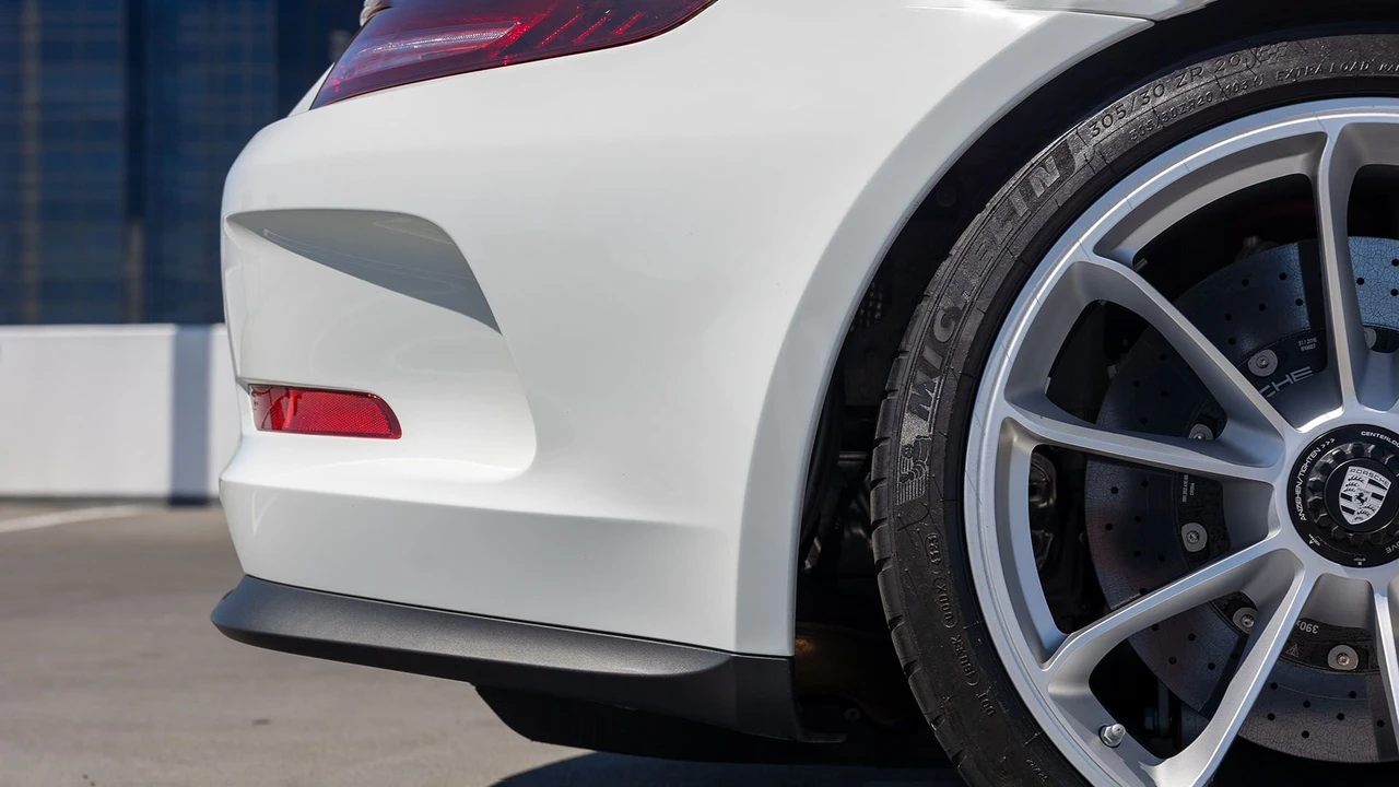 2016 Porsche 991 R - Image 29 of 31