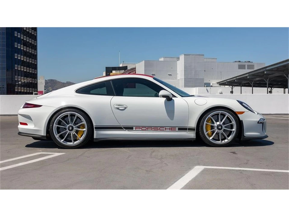 2016 Porsche 991 R - Image 2 of 31