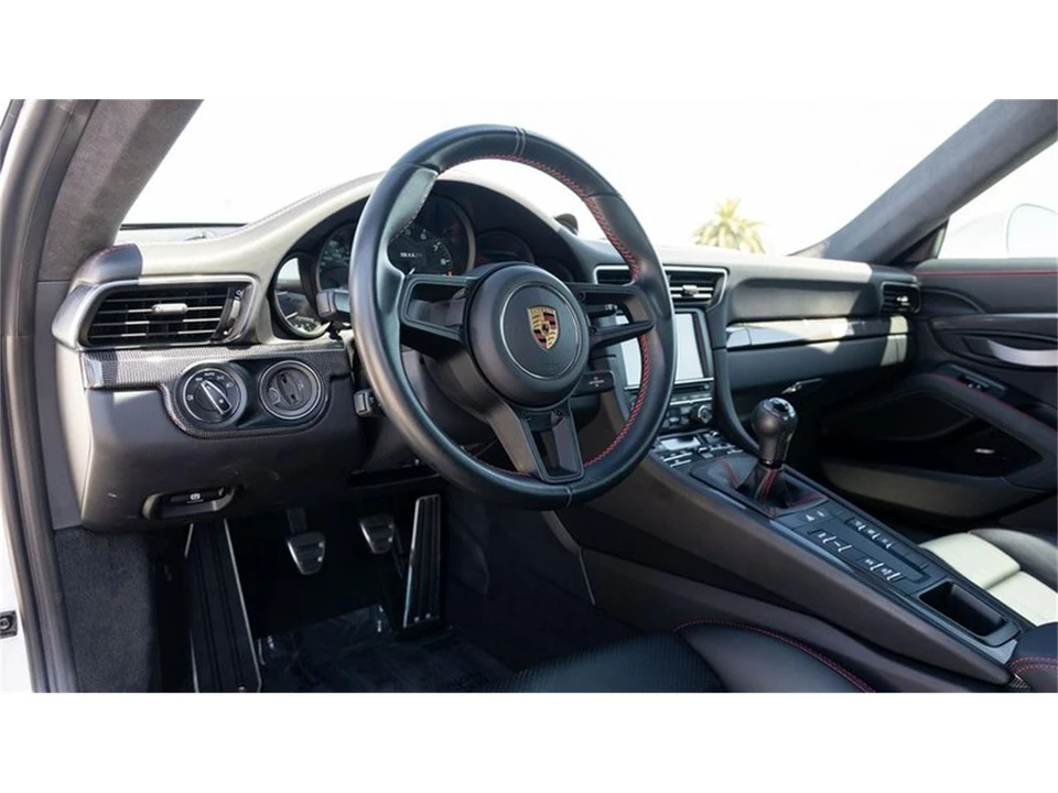 2016 Porsche 991 R - Image 6 of 31