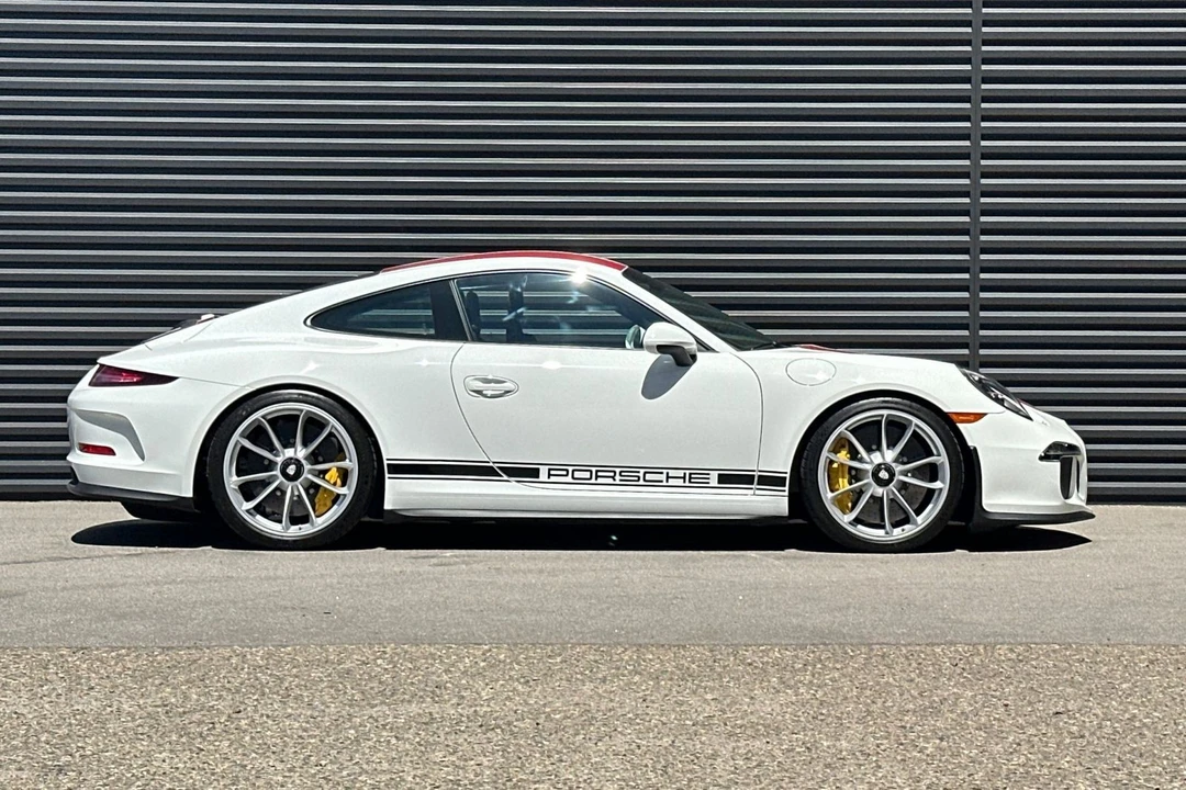 2016 Porsche 991 R - Image 9 of 31
