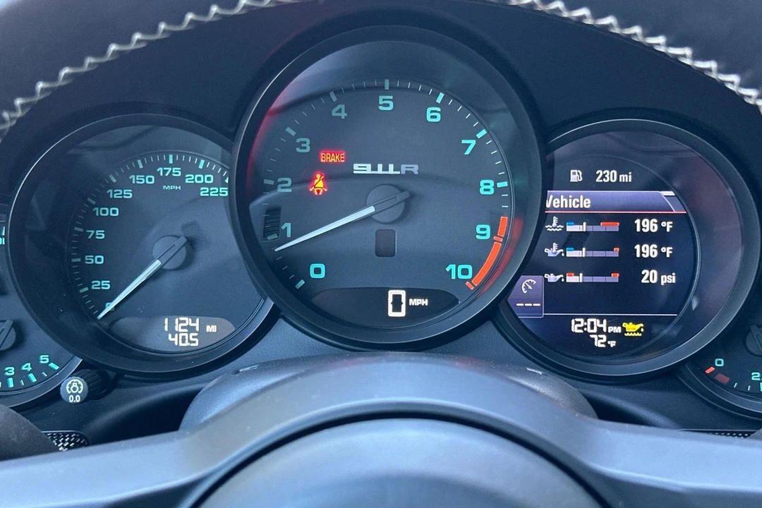 2016 Porsche 991 R - Image 29 of 31