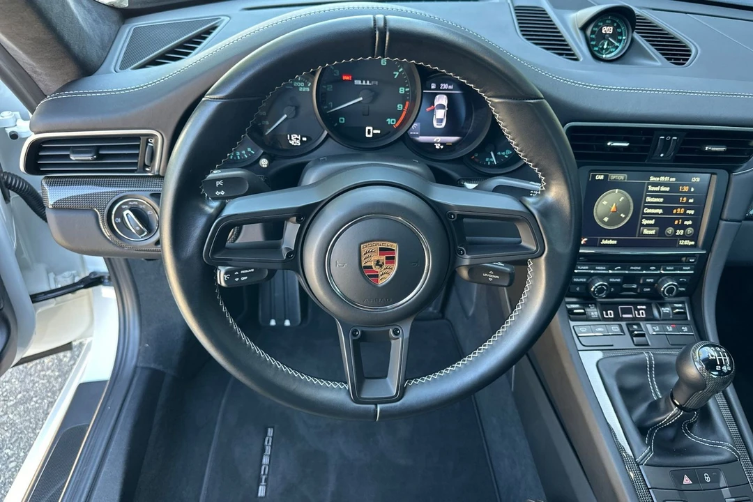 2016 Porsche 991 R - Image 15 of 31