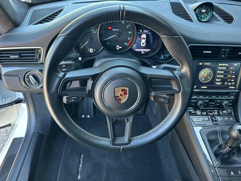 2016 Porsche 991 R - Image 15 of 31
