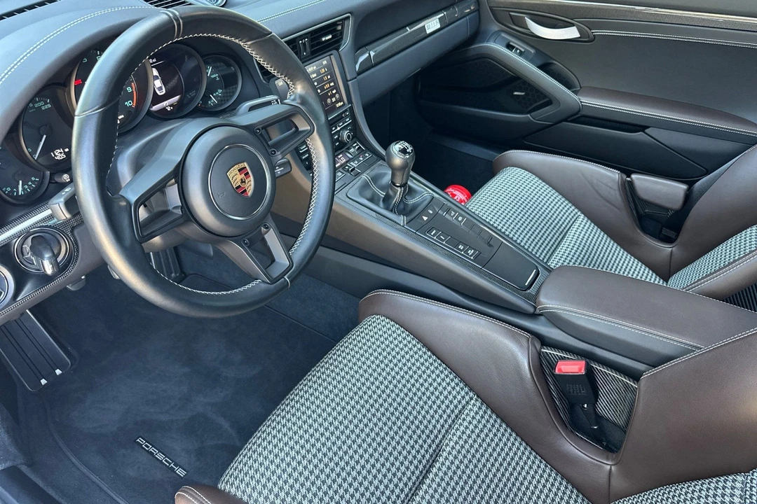 2016 Porsche 991 R - Image 4 of 31