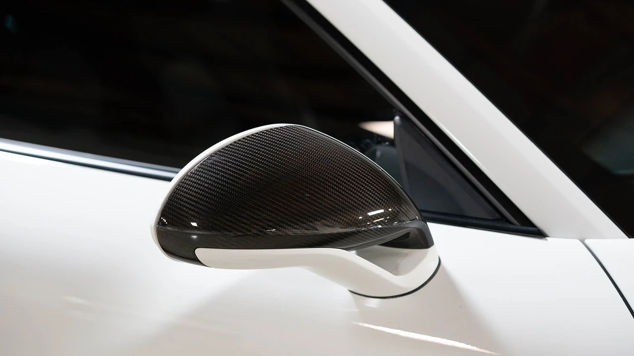 2016 Porsche 991 R - Image 27 of 31