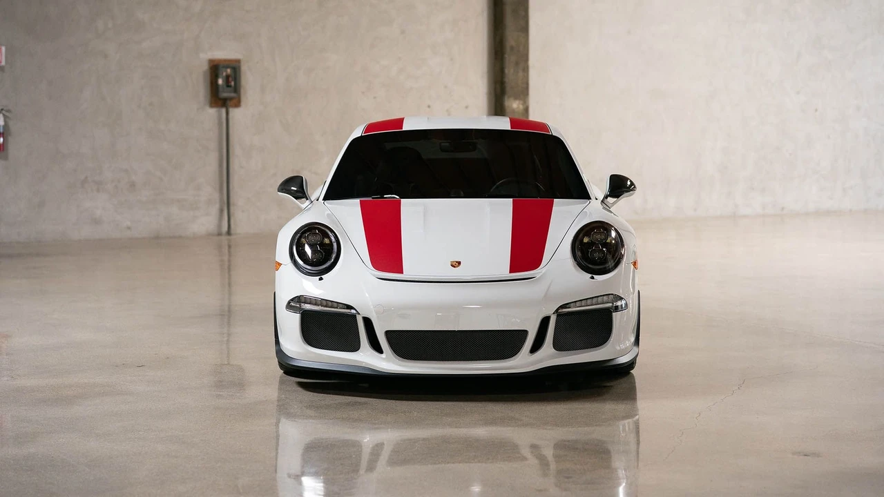 2016 Porsche 991 R - Image 14 of 31