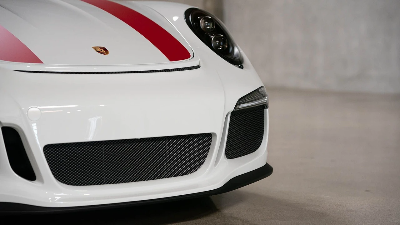 2016 Porsche 991 R - Image 19 of 31