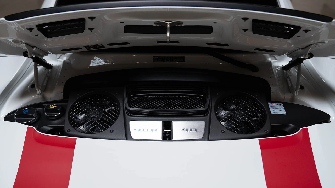 2016 Porsche 991 R - Image 3 of 31
