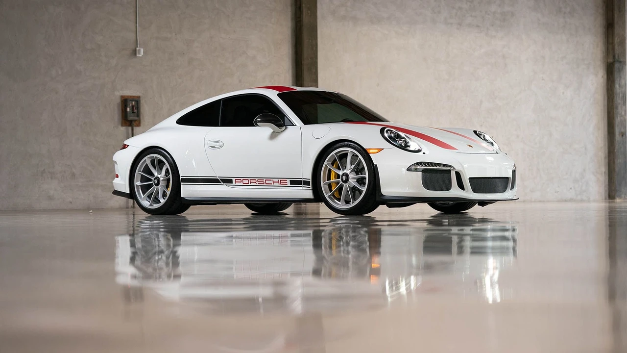 2016 Porsche 991 R - Image 9 of 31