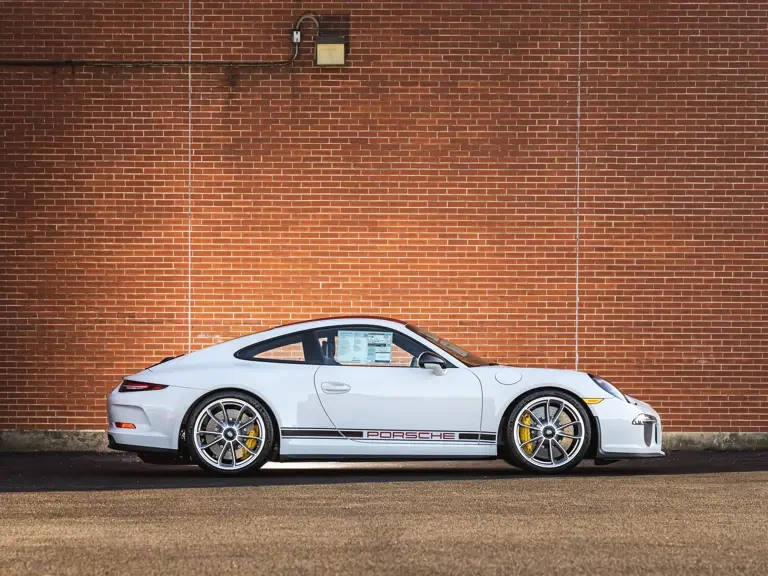 2016 Porsche 991 R - Image 6 of 31