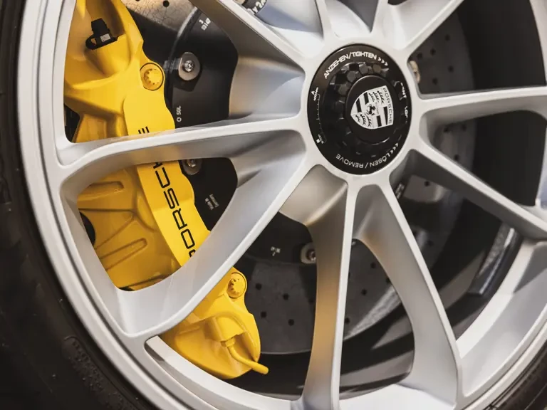 2016 Porsche 991 R - Image 25 of 31