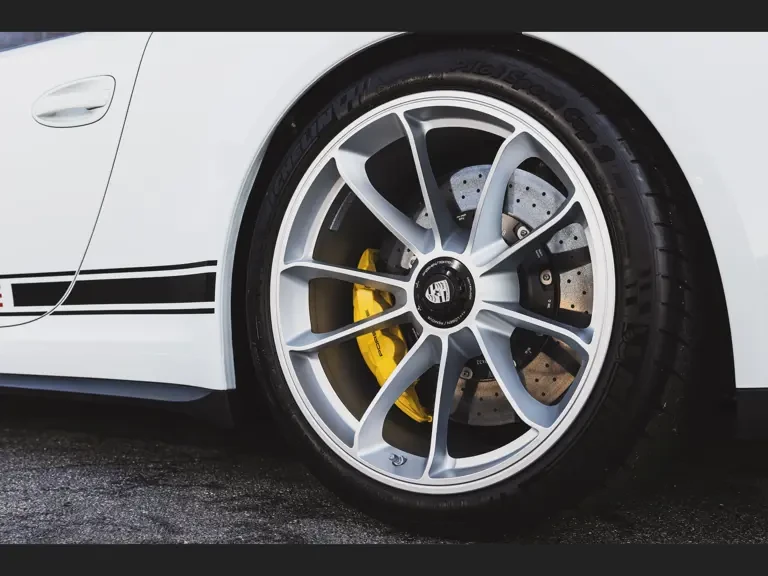 2016 Porsche 991 R - Image 23 of 31
