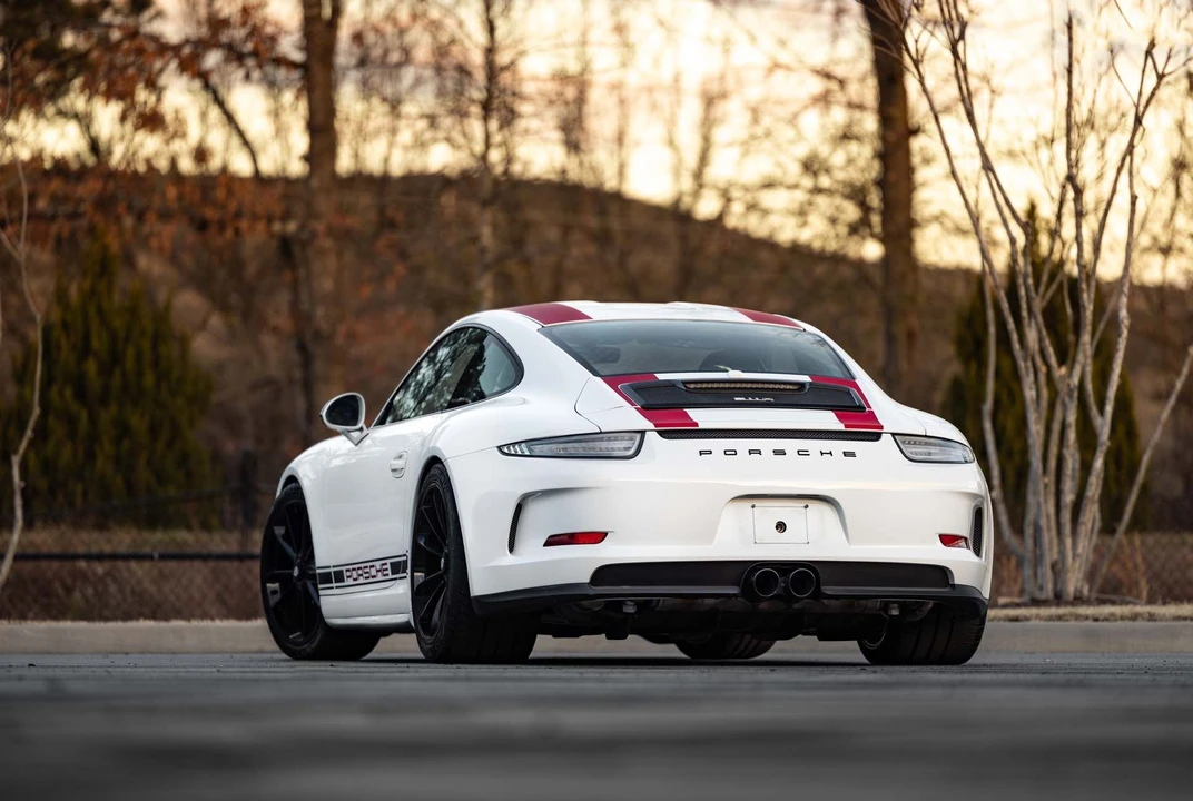 2016 Porsche 991 R - Image 13 of 31
