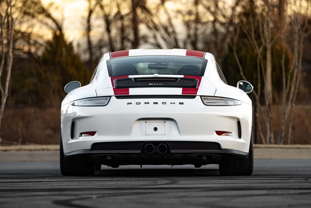 2016 Porsche 991 R - Image 11 of 31