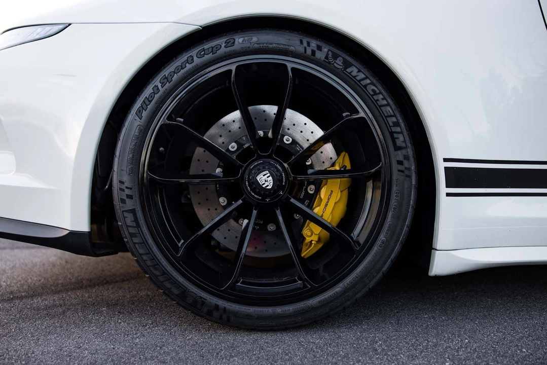 2016 Porsche 991 R - Image 22 of 31