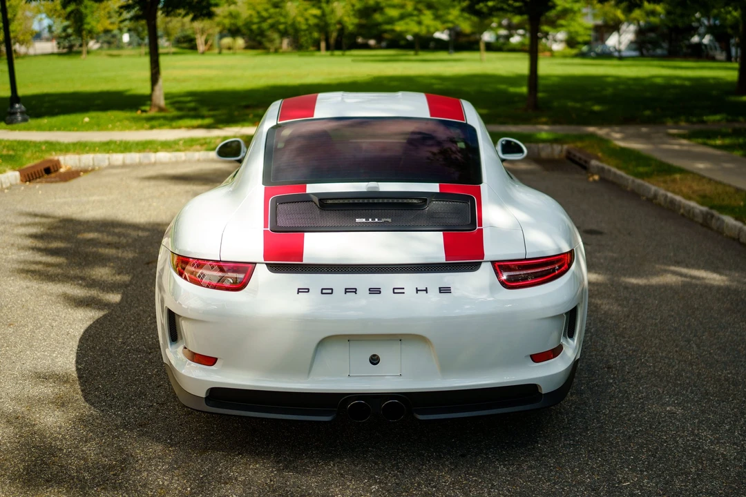 2016 Porsche 991 R - Image 17 of 31
